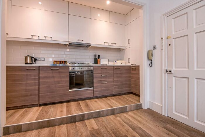 1 Bedroom Flat To Rent In Greenwich South Street, London, SE10
