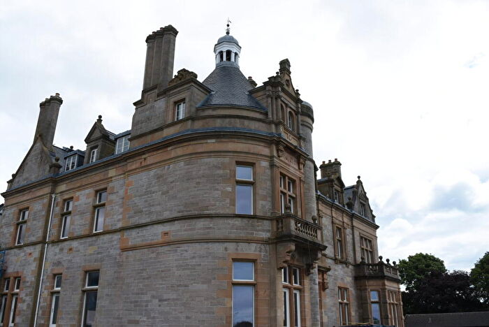 2 Bedroom Flat For Sale In ‘The Arts & Crafts’, Cairndhu House & Estate, Helensburgh, G84