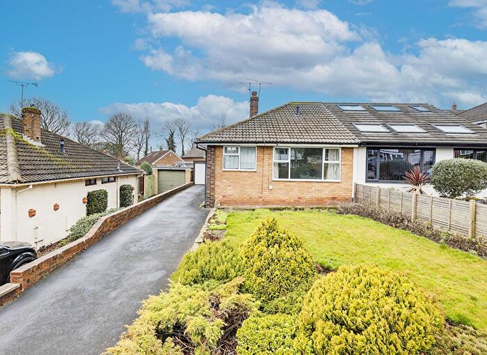 2 Bedroom Bungalow For Sale In Layton Park Croft, Rawdon, Leeds, West Yorkshire, LS19
