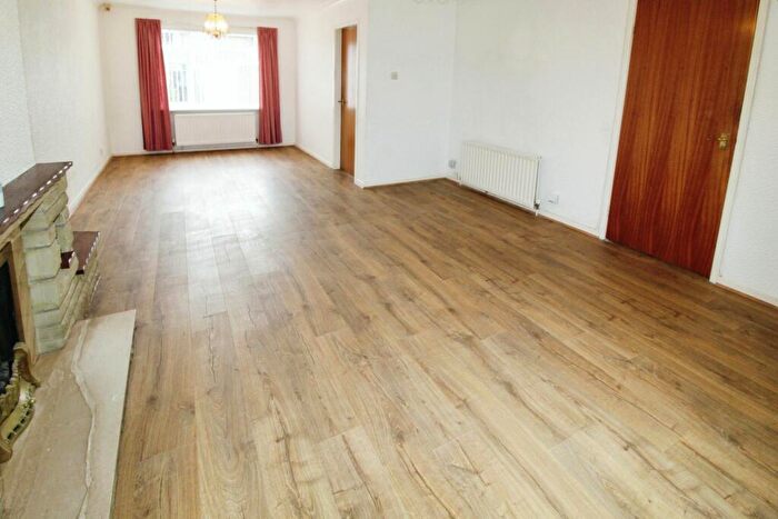 3 Bedroom Terraced House For Sale In Elsdon Close, Blyth, NE24