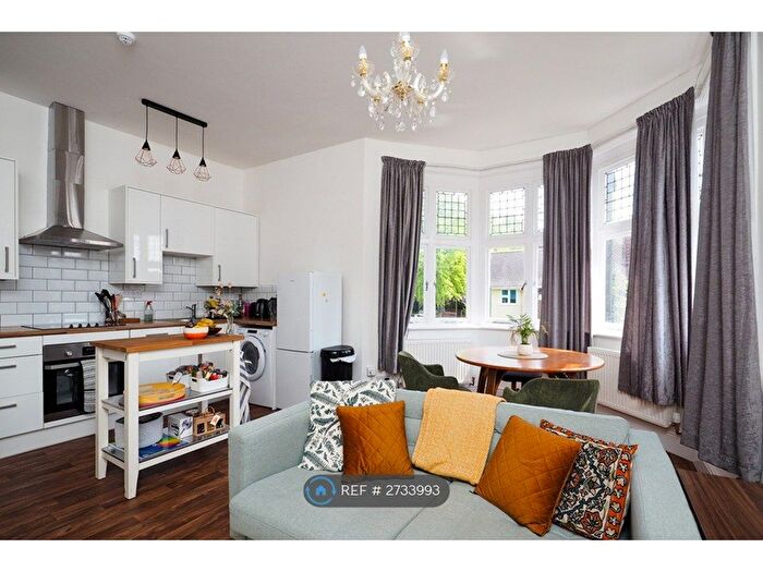 1 Bedroom Flat To Rent In Elberton House, Sherwood, Nottingham, NG5