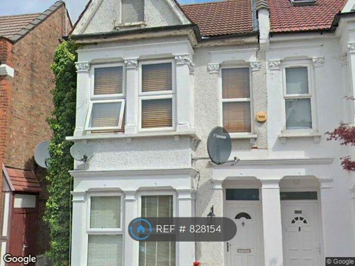 3 Bedroom Semi-Detached House To Rent In Vaughan Road, Harrow, HA1