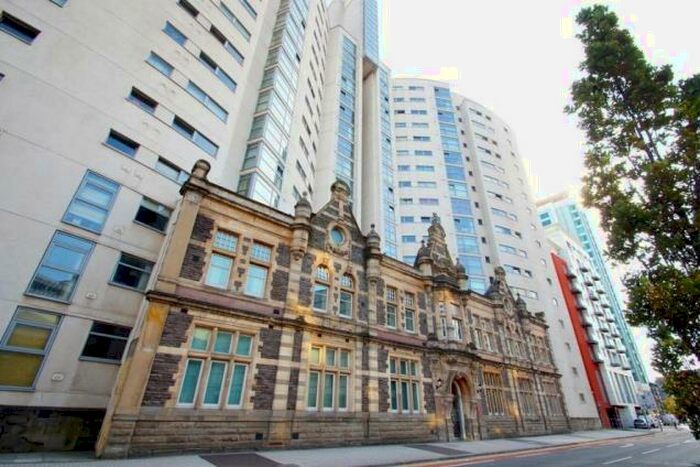 2 Bedroom Flat To Rent In Bute Terrace, Cardiff, CF10