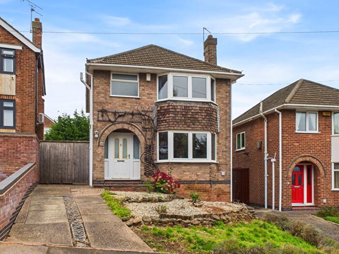 3 Bedroom Detached House For Sale In Lavender Crescent, Carlton, Nottingham, NG4