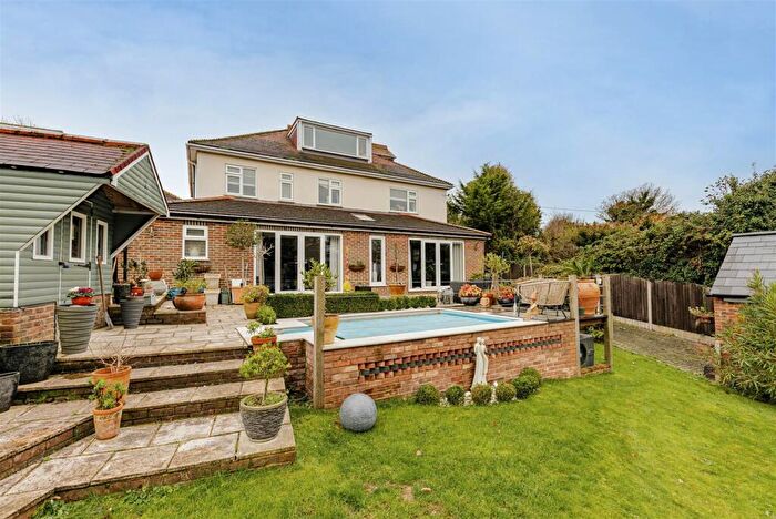 4 Bedroom Detached House For Sale In Ringwould Road, Kingsdown, Deal, CT14