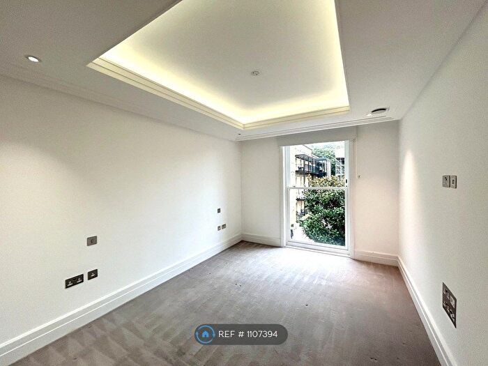 2 Bedroom Flat To Rent In Hounsfield Lodge, London, SW20