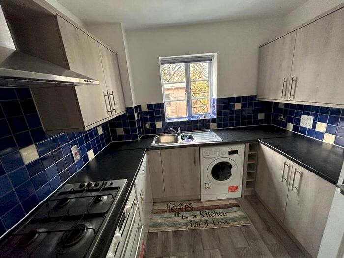 3 Bedroom Property To Rent In Hodgkins Mews, Stanmore, HA7