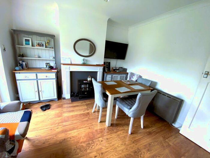 3 Bedroom Terraced House To Rent In Sandown Avenue, Hornchurch, RM12