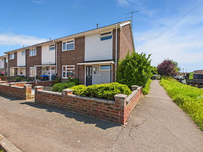 3 Bedroom End Of Terrace House For Sale In Elizabeth Place, Sompting, BN15