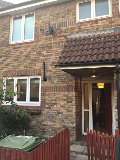 3 Bedroom End Of Terrace House To Rent In Lyham Road, London, SW2