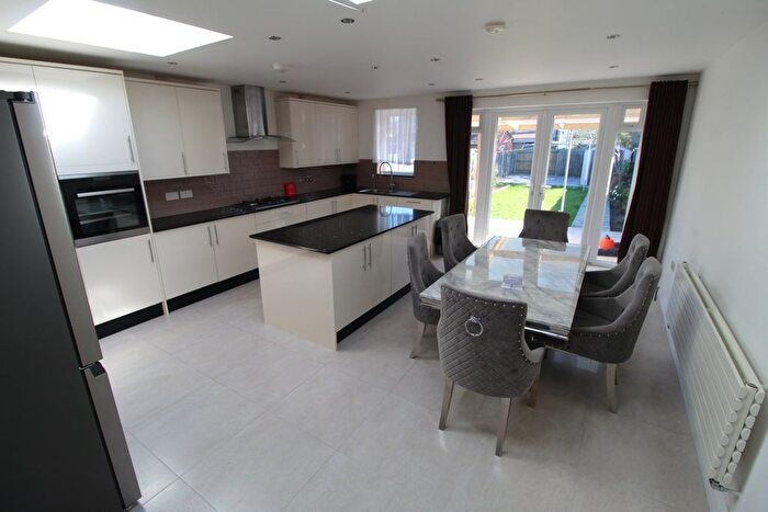 3 Bedroom Semi-Detached House To Rent In Formby Avenue, Stanmore, HA7