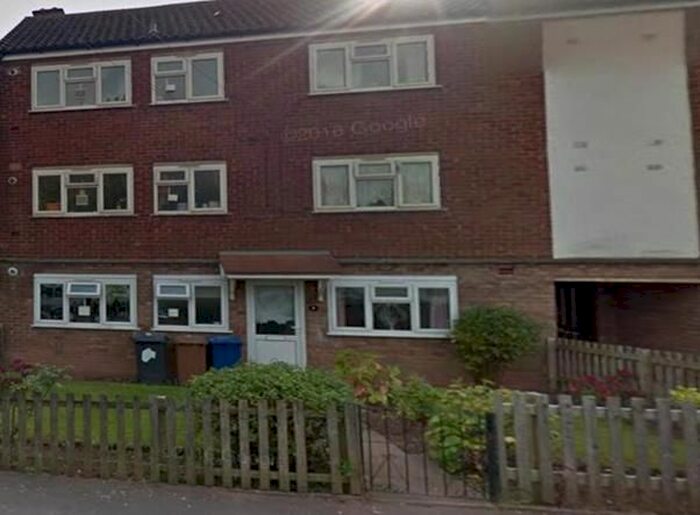 2 Bedroom Flat To Rent In Needwood Hill, Lichfield, WS13