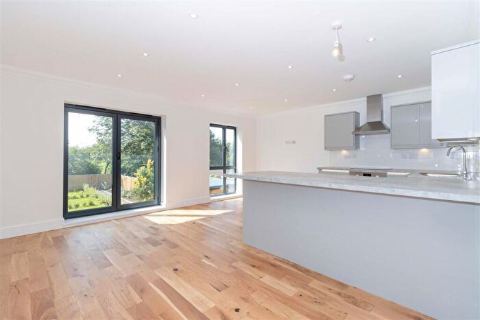 2 Bedroom Apartment To Rent In Park View House, Worthing Road, East Preston, BN16