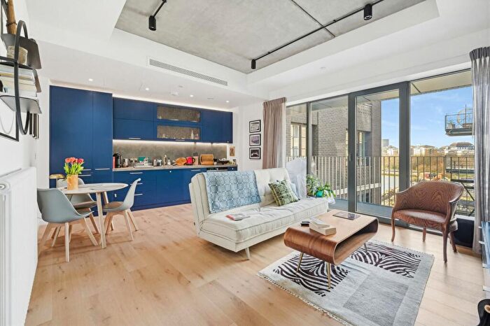 1 Bedroom Apartment For Sale In Agar House, Orchard Place, London, E14