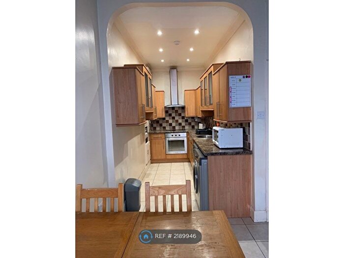 1 Bedroom Flat To Rent In Mary Street, Port Glasgow, PA14