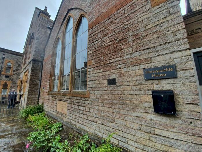 3 Bedroom Semi-Detached House To Rent In West Street, Somerton, TA11