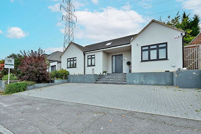 4 Bedroom Property For Sale In Richfield Road, Bushey, WD23