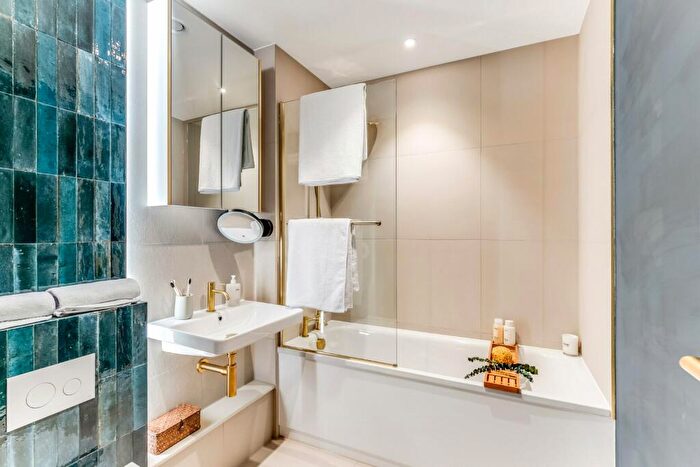 1 Bedroom Apartment For Sale In The Clay Yard, Liddell Place, NW6