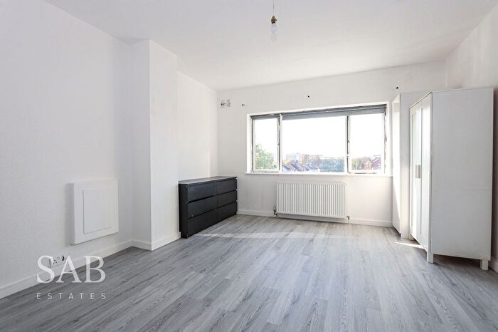 4 Bedroom Property To Rent In Lady Margaret Road, Southall, UB1