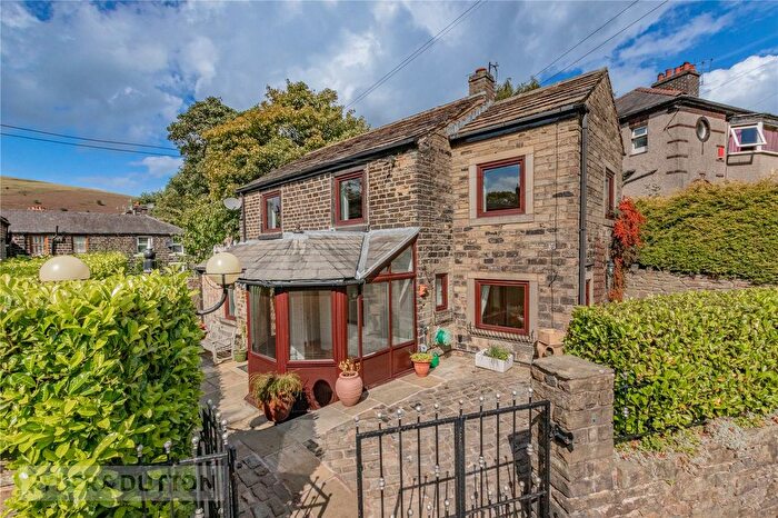 2 Bedroom Detached House For Sale In Ladhill Lane, Greenfield, Saddleworth, OL3