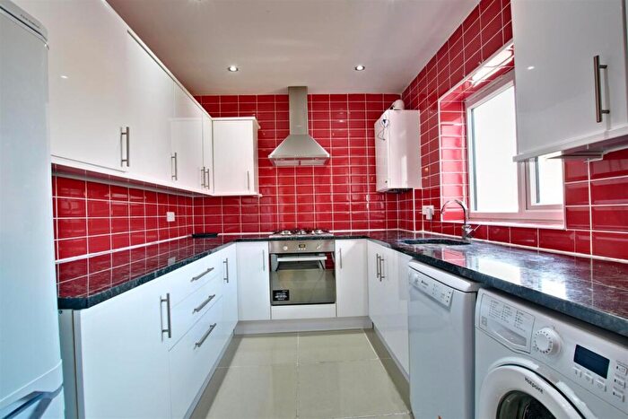 2 Bedroom Apartment To Rent In Chislehurst Road, Orpington, BR6