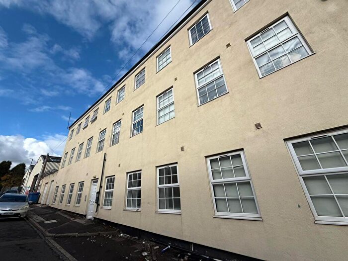 1 Bedroom Flat To Rent In Paxton Street, Stoke-On-Trent, ST1