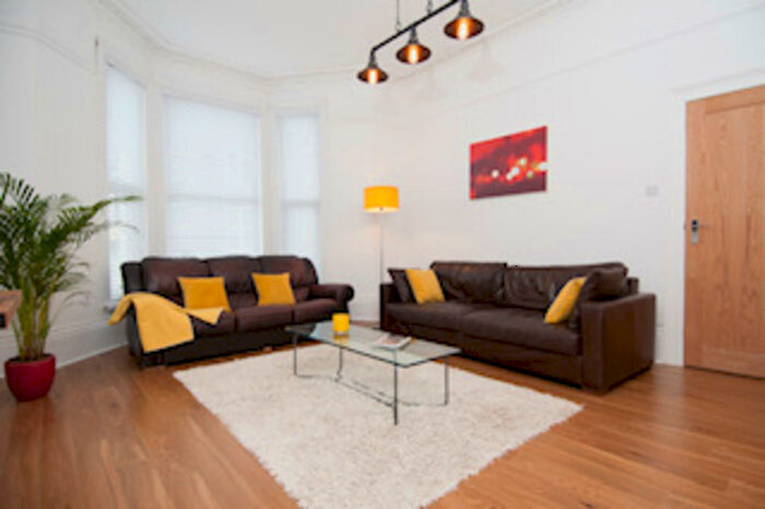 6 Bedroom Terraced House To Rent In Greenbank Avenue, PL4