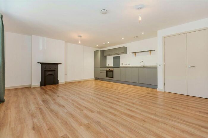 1 Bedroom Apartment To Rent In Guild Heritage House, Braggs Lane, Bristol, BS2