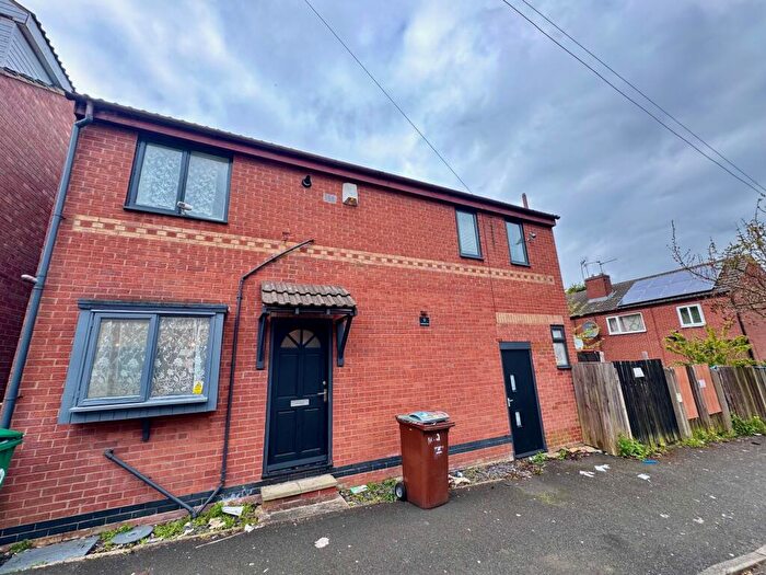 3 Bedroom House To Rent In Constance Street, Basford, NG7