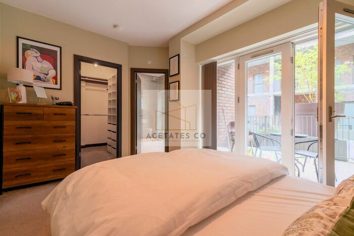 3 Bedroom Flat To Rent In Wyke Road, Hackney Wick, London, E3