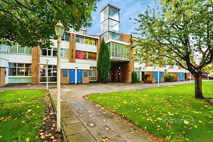 1 Bedroom Flat To Rent In Farnham Road, Slough, Berkshire, SL2
