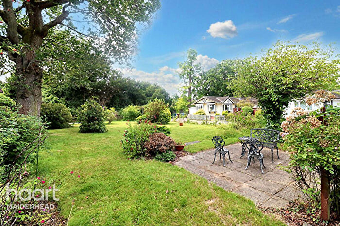 1 Bedroom Park Home For Sale In Forest Way, Bracknell, RG42