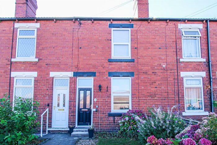 3 Bedroom Terraced House For Sale In Cemetery Road, Hemsworth, Pontefract, WF9