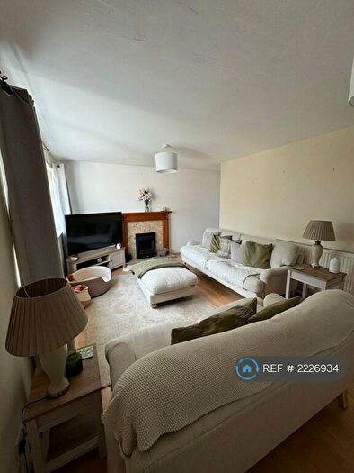 2 Bedroom Terraced House To Rent In Froglands Way, Cheddar, BS27