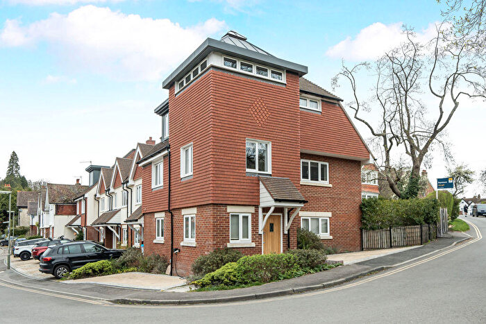 4 Bedroom End Of Terrace House To Rent In St. Christophers Road, Haslemere, GU27