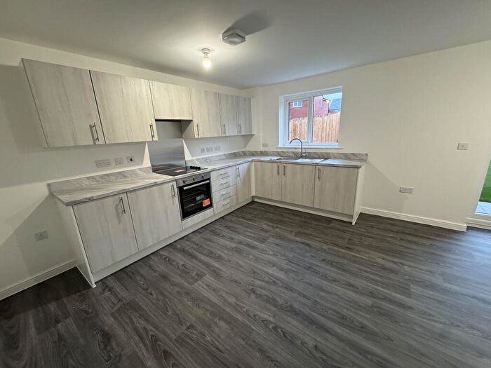 4 Bedroom House To Rent In Lister Lane, Mansfield, NG22