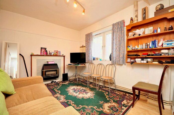 1 Bedroom Flat To Rent In Percival Street, Clerkenwell, London, EC1V