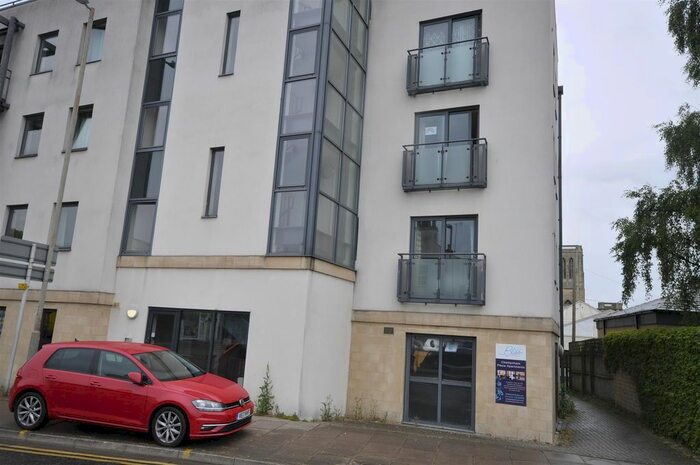 1 Bedroom Flat To Rent In Warwick Place, Cheltenham, GL52