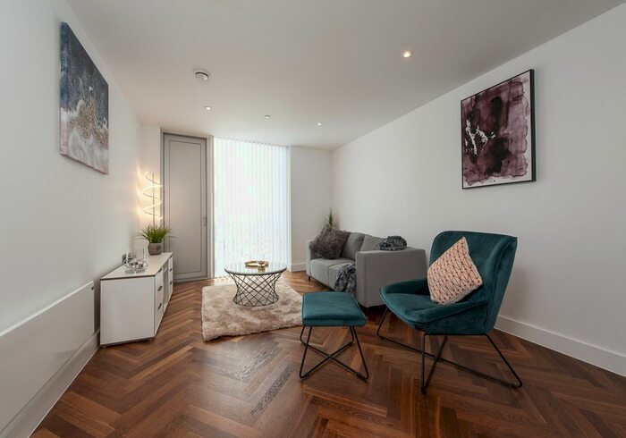 2 Bedroom Flat To Rent In Deansgate Square, South Tower, Manchester, M15