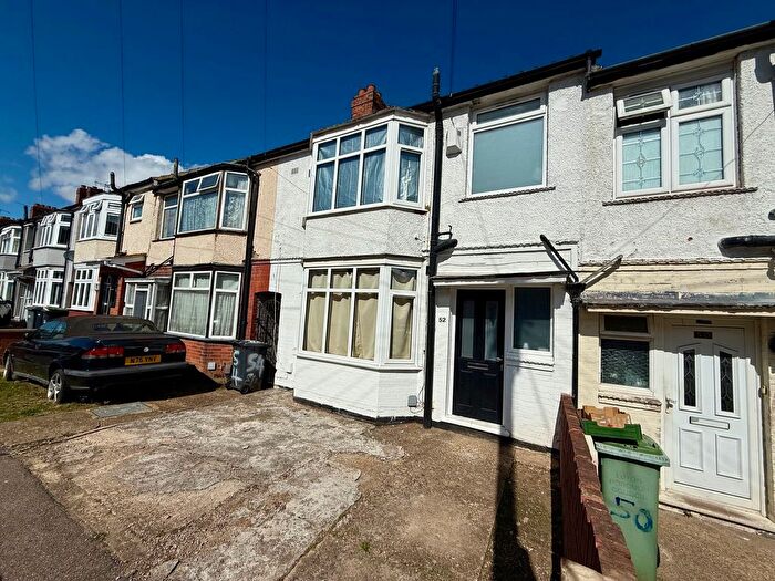 3 Bedroom Property To Rent In Carisbrooke Road, Luton, LU4