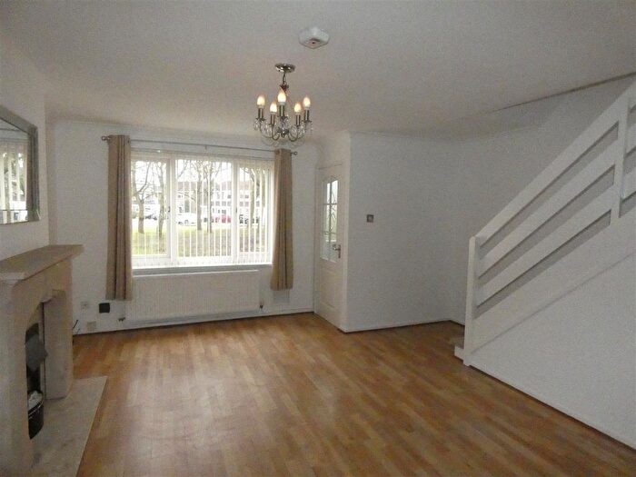 2 Bedroom End Of Terrace House To Rent In Thornbury Close, Newcastle Upon Tyne, NE3