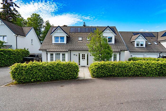 4 Bedroom Detached House For Sale In Essich Meadows, Inverness, IV2