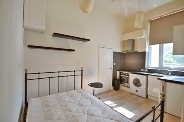 Studio To Rent In Junction Road, London, N19