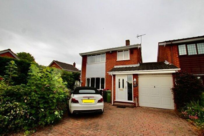 3 Bedroom Property To Rent In Orchard Close, Atherstone, CV9