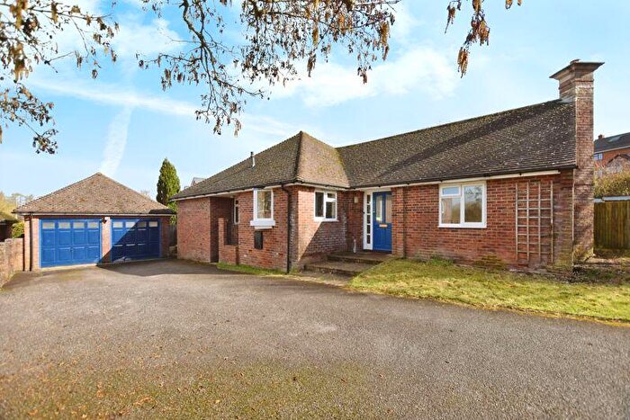 4 Bedroom Bungalow For Sale In Tanners Close, Winterbourne Earls ***Video Tour***, SP4