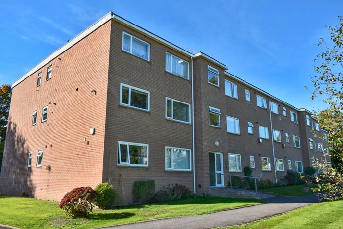 2 Bedroom Flat To Rent In Beau Court, Spencer Road, New Milton, Hampshire, BH25