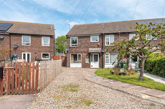 3 Bedroom End Of Terrace House For Sale In Blenheim Avenue, Martham, NR29