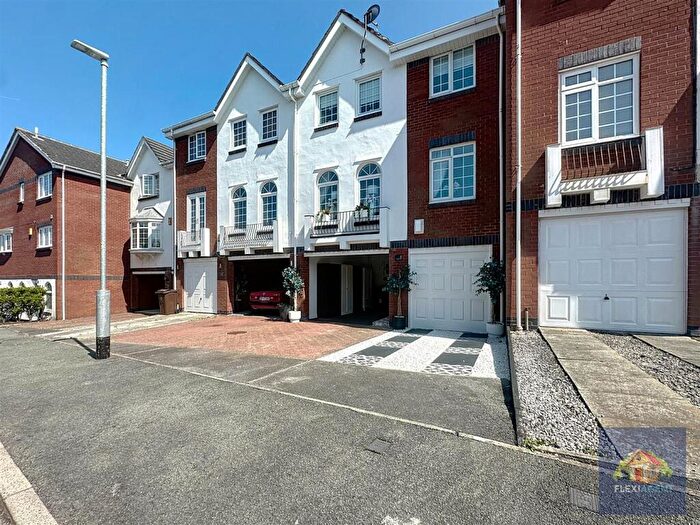 4 Bedroom Town House To Rent In Oxford Road, Southport, PR8