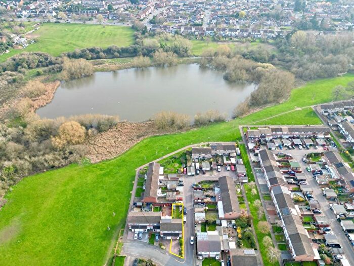 3 Bedroom End Terrace House For Sale In Barbican Rise, Coventry, CV2