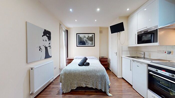 Studio To Rent In Cranhurst Road, London, NW2
